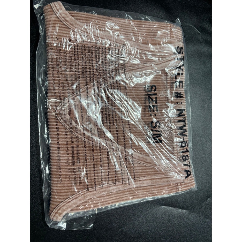 Zenana NEW Seamless‎ Ribbed Mineral Wash V-Neck Cropped Tank Top Tan  Size S/M - Picture 3 of 3